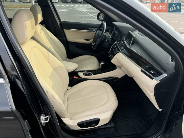 Чорний БМВ Х1, об'ємом двигуна 2 л та пробігом 130 тис. км за 17700 $, фото 15 на Automoto.ua