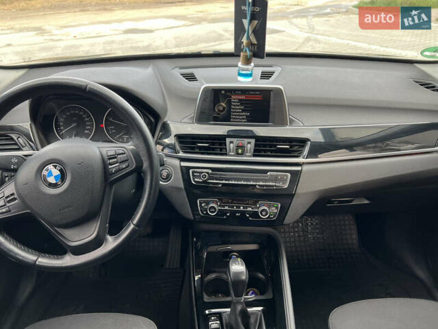 Чорний БМВ Х1, об'ємом двигуна 2 л та пробігом 194 тис. км за 19999 $, фото 16 на Automoto.ua