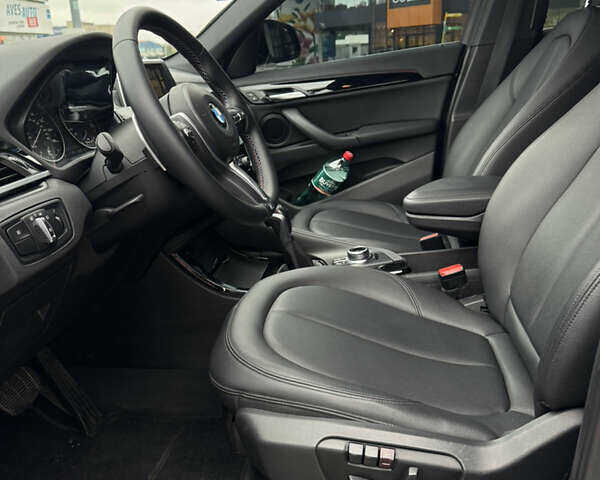 Чорний БМВ Х1, об'ємом двигуна 2 л та пробігом 104 тис. км за 15800 $, фото 25 на Automoto.ua