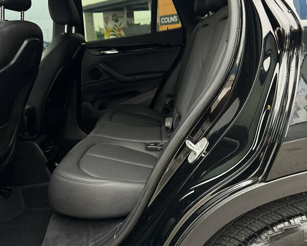 Чорний БМВ Х1, об'ємом двигуна 2 л та пробігом 104 тис. км за 15800 $, фото 30 на Automoto.ua