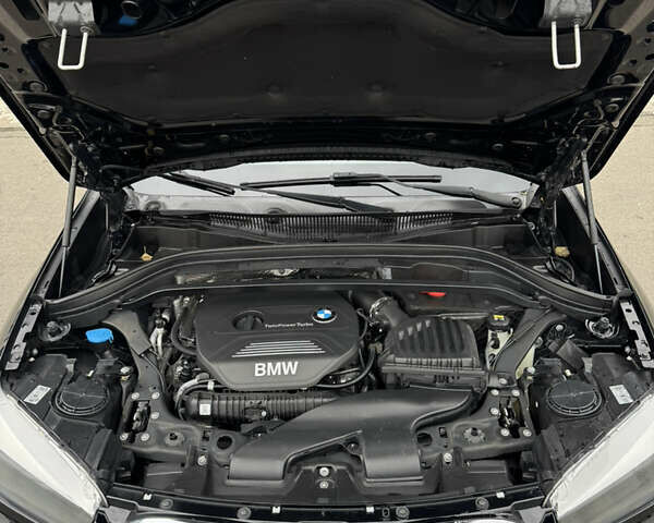 Чорний БМВ Х1, об'ємом двигуна 2 л та пробігом 104 тис. км за 15800 $, фото 48 на Automoto.ua