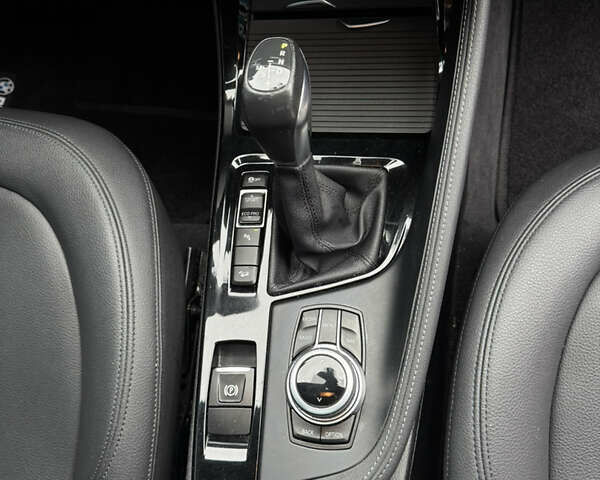 Чорний БМВ Х1, об'ємом двигуна 2 л та пробігом 104 тис. км за 15800 $, фото 45 на Automoto.ua