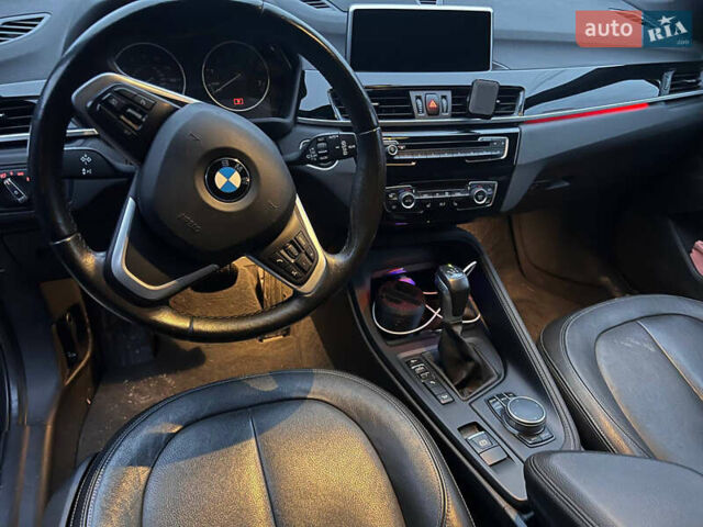 Чорний БМВ Х1, об'ємом двигуна 2 л та пробігом 120 тис. км за 17500 $, фото 4 на Automoto.ua