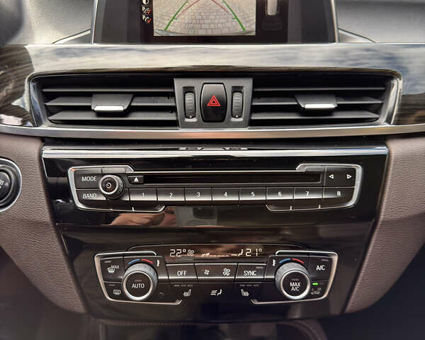 Чорний БМВ Х1, об'ємом двигуна 2 л та пробігом 138 тис. км за 17400 $, фото 21 на Automoto.ua