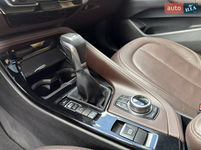 Чорний БМВ Х1, об'ємом двигуна 2 л та пробігом 138 тис. км за 17400 $, фото 25 на Automoto.ua