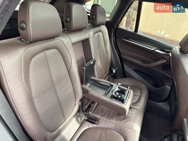 Чорний БМВ Х1, об'ємом двигуна 2 л та пробігом 138 тис. км за 17400 $, фото 32 на Automoto.ua