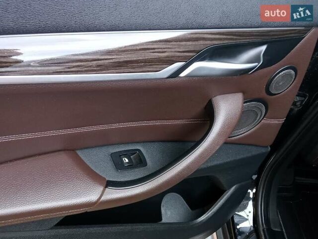 Чорний БМВ Х1, об'ємом двигуна 2 л та пробігом 125 тис. км за 13999 $, фото 19 на Automoto.ua