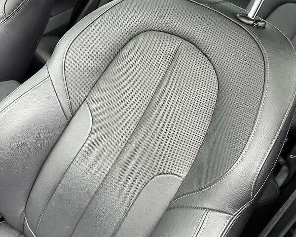 Чорний БМВ Х1, об'ємом двигуна 2 л та пробігом 187 тис. км за 17999 $, фото 29 на Automoto.ua