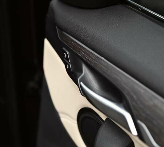 Черный БМВ Х1, объемом двигателя 2 л и пробегом 82 тыс. км за 19300 $, фото 10 на Automoto.ua