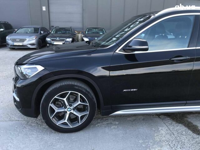 Чорний БМВ Х1, об'ємом двигуна 2 л та пробігом 195 тис. км за 19990 $, фото 10 на Automoto.ua