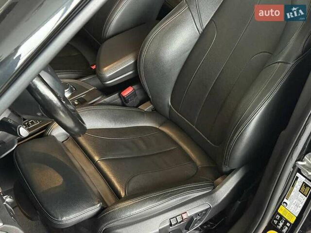 Чорний БМВ Х1, об'ємом двигуна 2 л та пробігом 107 тис. км за 20290 $, фото 19 на Automoto.ua