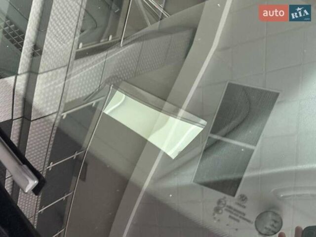 Чорний БМВ Х1, об'ємом двигуна 2 л та пробігом 107 тис. км за 20290 $, фото 10 на Automoto.ua