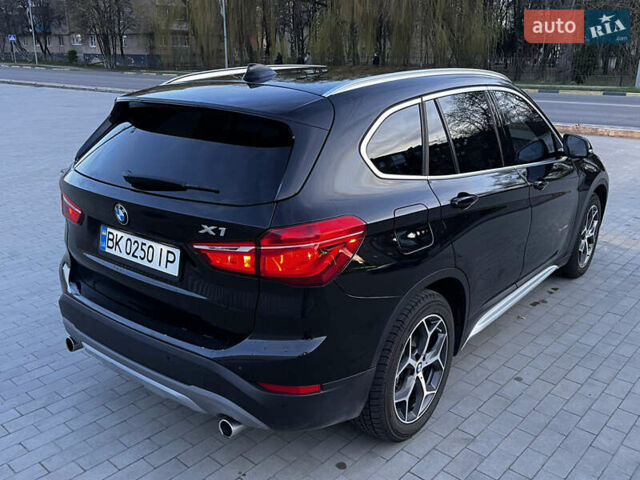 Черный БМВ Х1, объемом двигателя 2 л и пробегом 92 тыс. км за 21999 $, фото 4 на Automoto.ua