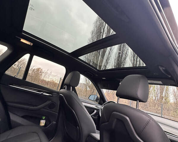 Черный БМВ Х1, объемом двигателя 2 л и пробегом 115 тыс. км за 17850 $, фото 16 на Automoto.ua