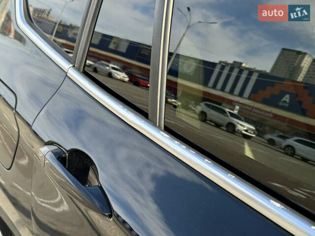 Чорний БМВ Х1, об'ємом двигуна 2 л та пробігом 157 тис. км за 21000 $, фото 56 на Automoto.ua