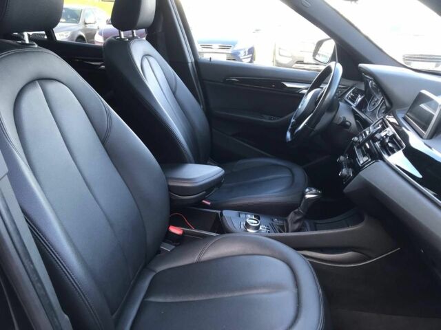 Чорний БМВ Х1, об'ємом двигуна 2 л та пробігом 195 тис. км за 19990 $, фото 20 на Automoto.ua