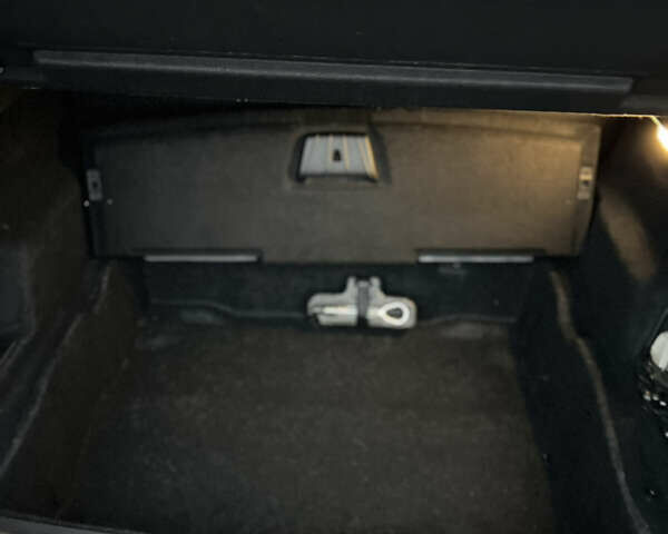 Чорний БМВ Х1, об'ємом двигуна 2 л та пробігом 168 тис. км за 20200 $, фото 14 на Automoto.ua