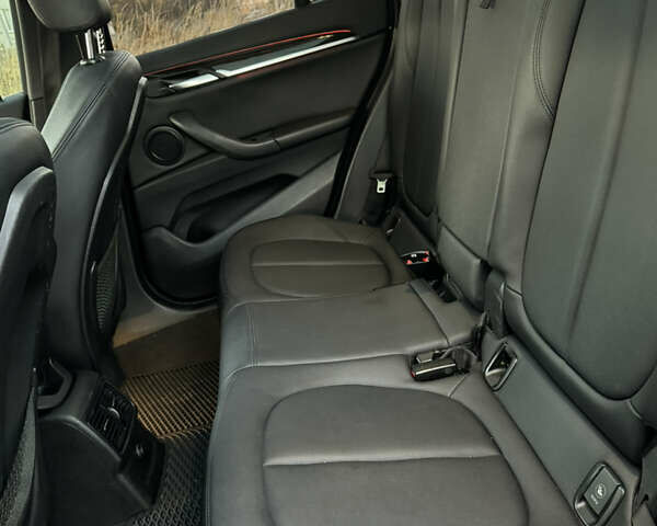 Черный БМВ Х1, объемом двигателя 2 л и пробегом 136 тыс. км за 15500 $, фото 13 на Automoto.ua