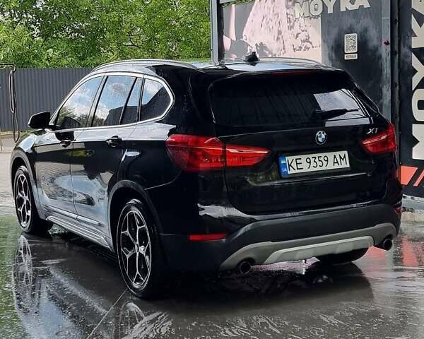 Чорний БМВ Х1, об'ємом двигуна 2 л та пробігом 178 тис. км за 15500 $, фото 4 на Automoto.ua