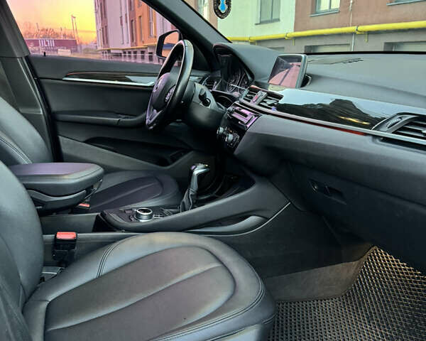 Черный БМВ Х1, объемом двигателя 2 л и пробегом 136 тыс. км за 15500 $, фото 11 на Automoto.ua
