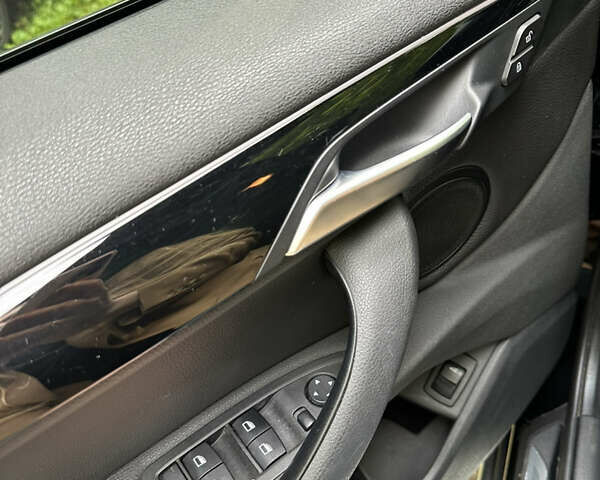 Черный БМВ Х1, объемом двигателя 2 л и пробегом 66 тыс. км за 22500 $, фото 7 на Automoto.ua