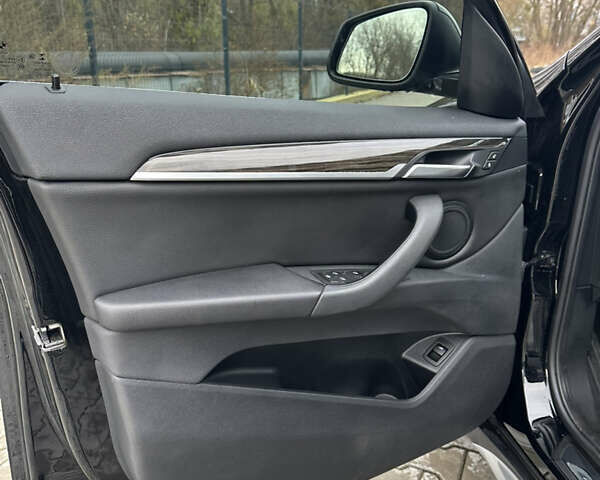 Черный БМВ Х1, объемом двигателя 2 л и пробегом 115 тыс. км за 17850 $, фото 10 на Automoto.ua