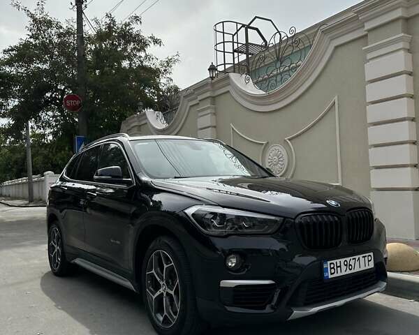 Черный БМВ Х1, объемом двигателя 2 л и пробегом 110 тыс. км за 21000 $, фото 4 на Automoto.ua
