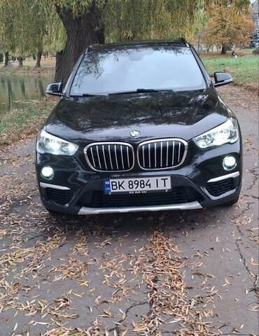 Черный БМВ Х1, объемом двигателя 2 л и пробегом 101 тыс. км за 15999 $, фото 1 на Automoto.ua