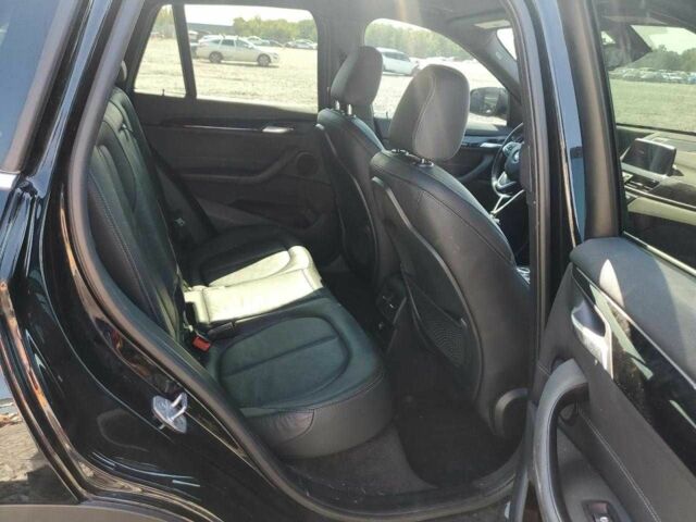 Черный БМВ Х1, объемом двигателя 2 л и пробегом 121 тыс. км за 3100 $, фото 10 на Automoto.ua