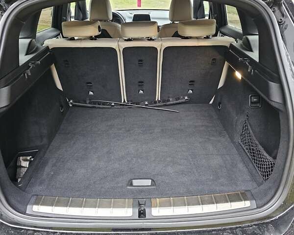 Черный БМВ Х1, объемом двигателя 2 л и пробегом 90 тыс. км за 19500 $, фото 3 на Automoto.ua