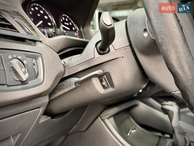 Чорний БМВ Х1, об'ємом двигуна 2 л та пробігом 169 тис. км за 18500 $, фото 33 на Automoto.ua