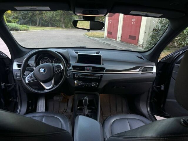 Чорний БМВ Х1, об'ємом двигуна 2 л та пробігом 148 тис. км за 19900 $, фото 6 на Automoto.ua