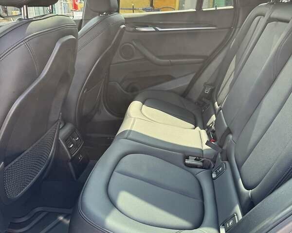 Черный БМВ Х1, объемом двигателя 2 л и пробегом 150 тыс. км за 17999 $, фото 15 на Automoto.ua