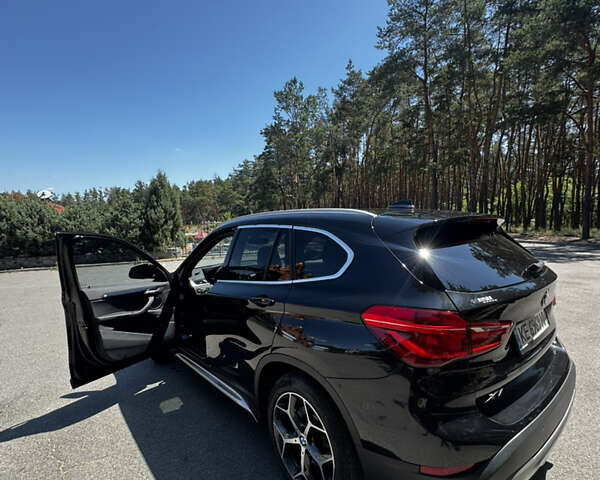 Черный БМВ Х1, объемом двигателя 2 л и пробегом 90 тыс. км за 20000 $, фото 1 на Automoto.ua