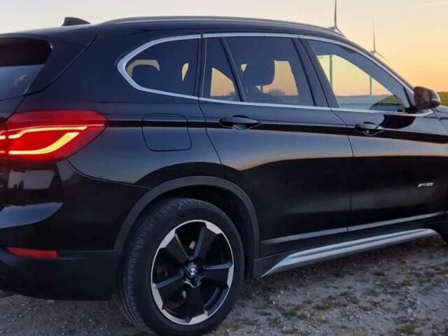 Чорний БМВ Х1, об'ємом двигуна 2 л та пробігом 87 тис. км за 13800 $, фото 3 на Automoto.ua