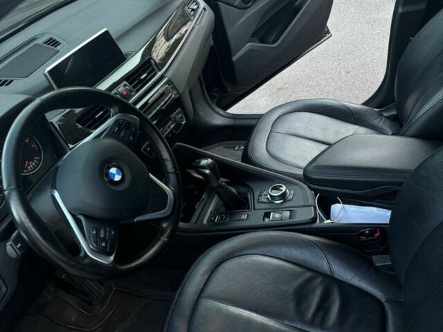 Чорний БМВ Х1, об'ємом двигуна 2 л та пробігом 148 тис. км за 19900 $, фото 3 на Automoto.ua