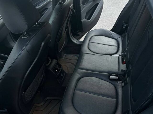 Чорний БМВ Х1, об'ємом двигуна 2 л та пробігом 148 тис. км за 19900 $, фото 5 на Automoto.ua