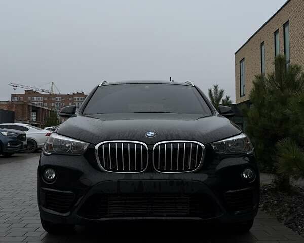 Чорний БМВ Х1, об'ємом двигуна 2 л та пробігом 100 тис. км за 23500 $, фото 15 на Automoto.ua