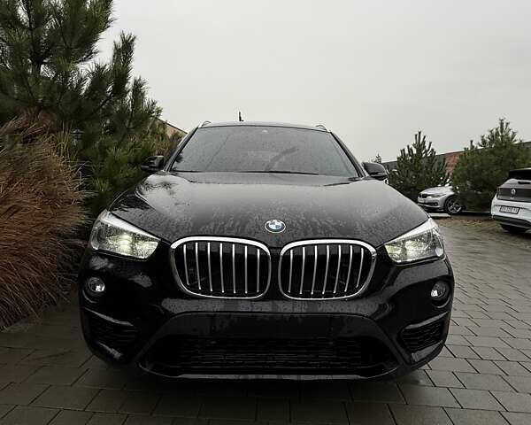 Чорний БМВ Х1, об'ємом двигуна 2 л та пробігом 100 тис. км за 23500 $, фото 4 на Automoto.ua