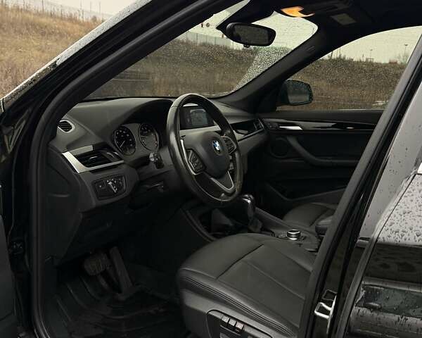 Чорний БМВ Х1, об'ємом двигуна 2 л та пробігом 100 тис. км за 23500 $, фото 39 на Automoto.ua