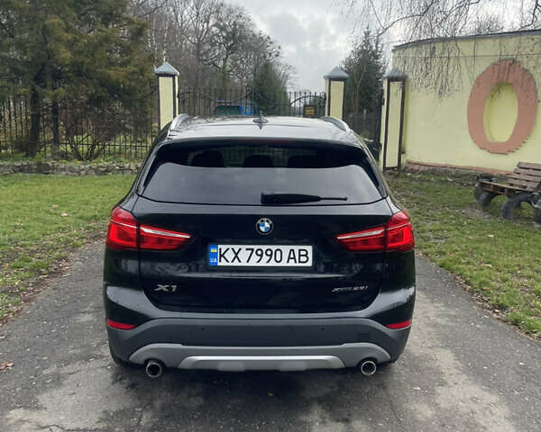 Черный БМВ Х1, объемом двигателя 2 л и пробегом 127 тыс. км за 20500 $, фото 6 на Automoto.ua