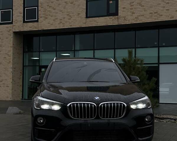 Чорний БМВ Х1, об'ємом двигуна 2 л та пробігом 100 тис. км за 23500 $, фото 30 на Automoto.ua