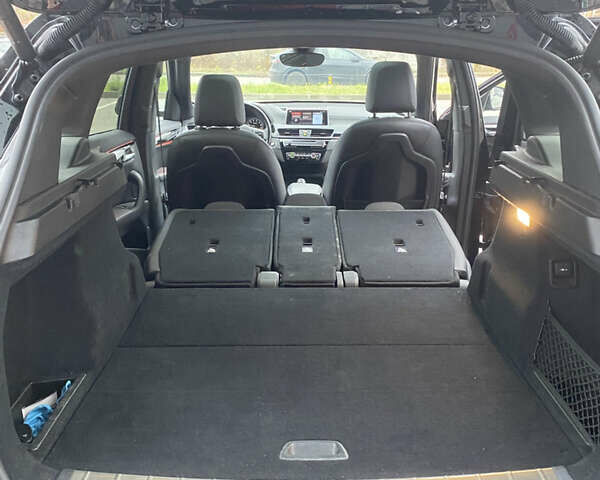 Чорний БМВ Х1, об'ємом двигуна 2 л та пробігом 45 тис. км за 25450 $, фото 14 на Automoto.ua