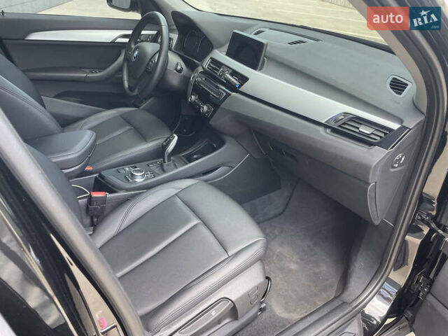 Черный БМВ Х1, объемом двигателя 1.5 л и пробегом 85 тыс. км за 24999 $, фото 22 на Automoto.ua