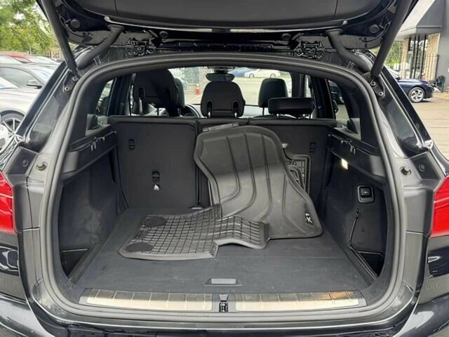 Чорний БМВ Х1, об'ємом двигуна 2 л та пробігом 18 тис. км за 9900 $, фото 12 на Automoto.ua