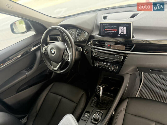 Черный БМВ Х1, объемом двигателя 1.5 л и пробегом 50 тыс. км за 27999 $, фото 37 на Automoto.ua