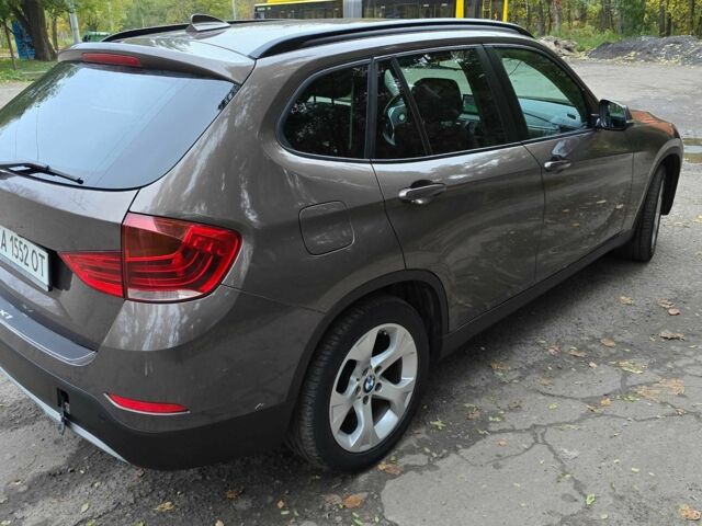 БМВ Х1 2012 в Киеве на Automoto.ua Коричневый БМВ Х1, объемом двигателя 2 л и пробегом 261 тыс. км за 13500 $, фото 1 на Automoto.ua