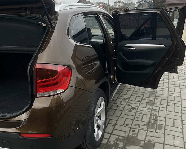 Коричневий БМВ Х1, об'ємом двигуна 2 л та пробігом 187 тис. км за 11444 $, фото 13 на Automoto.ua