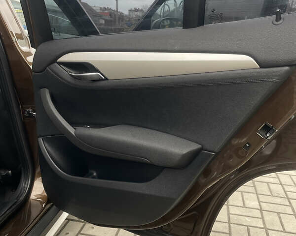 Коричневий БМВ Х1, об'ємом двигуна 2 л та пробігом 187 тис. км за 11444 $, фото 29 на Automoto.ua