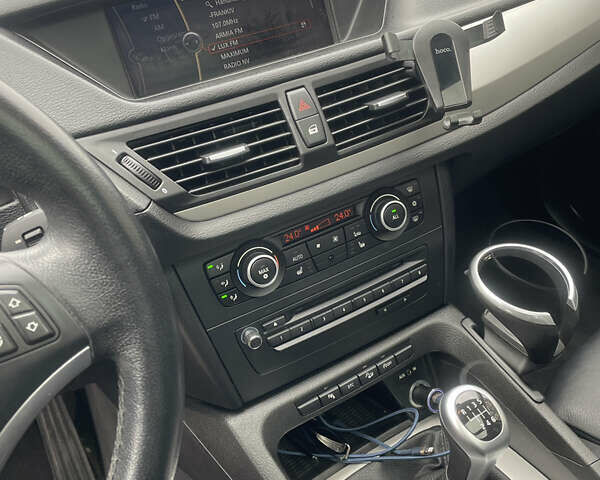 Коричневий БМВ Х1, об'ємом двигуна 2 л та пробігом 187 тис. км за 11444 $, фото 26 на Automoto.ua